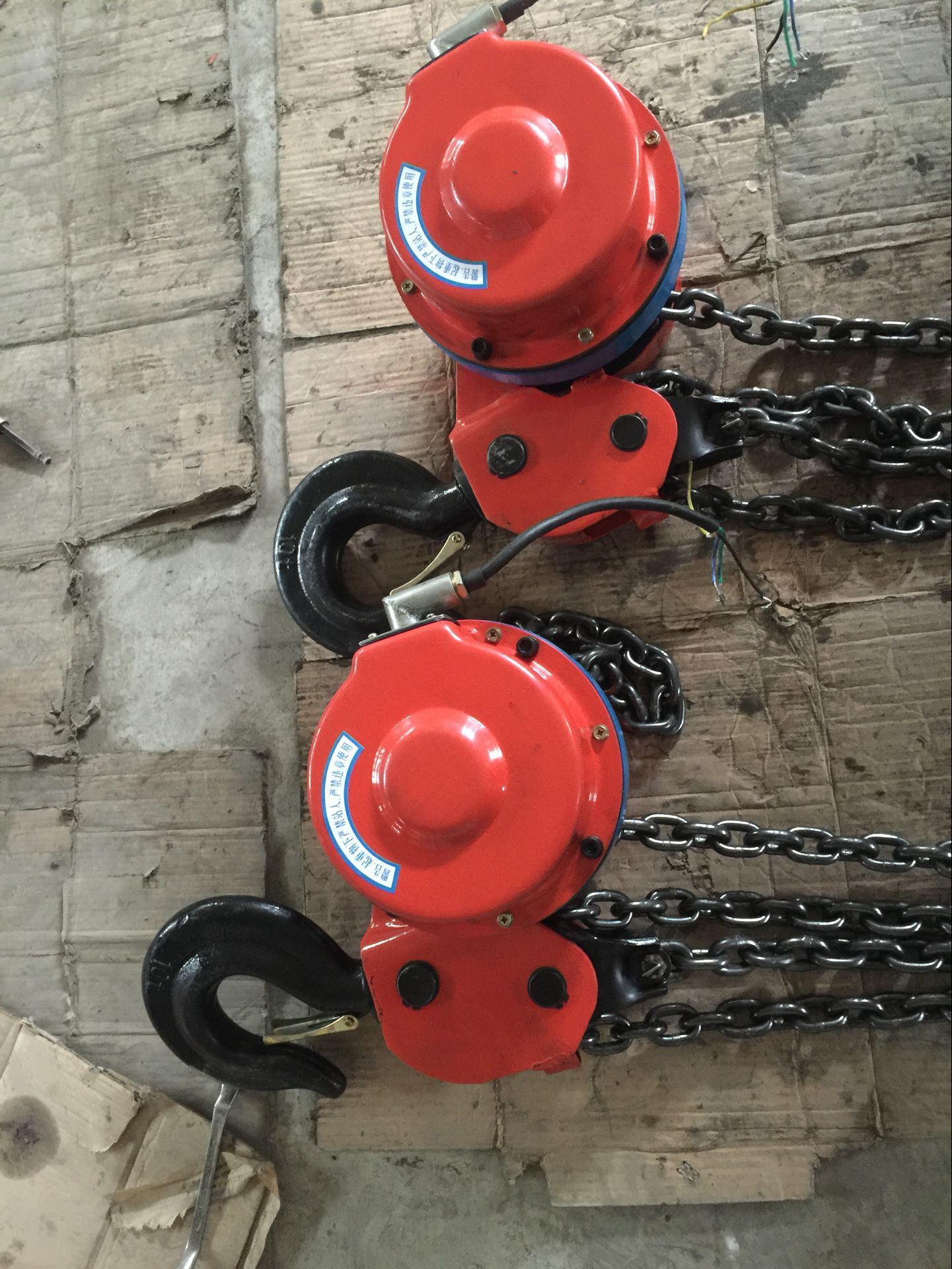 環(huán)鏈電葫蘆和鋼絲繩電動葫蘆有什么不同