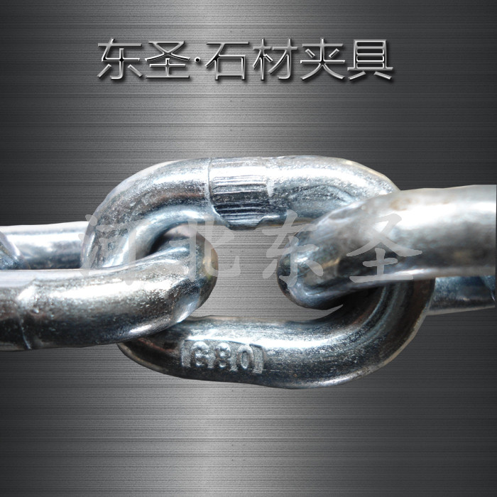 路沿石夾具吊裝路沿石施工現場圖片展示--河北東圣吊索具制造有限公司
