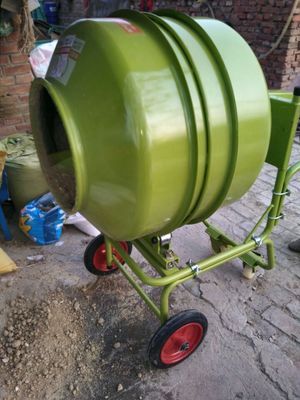 11200L小型攪拌機作業(yè)現(xiàn)場照片--河北東圣吊索具制造有限公司--小型攪拌機|石材夾具|液壓堆高車|手動叉車 1200L小型攪拌機作業(yè)現(xiàn)場照片--河北東圣吊索具制造有限公司--小型攪拌機|石材夾具|液壓堆高車|手動叉車